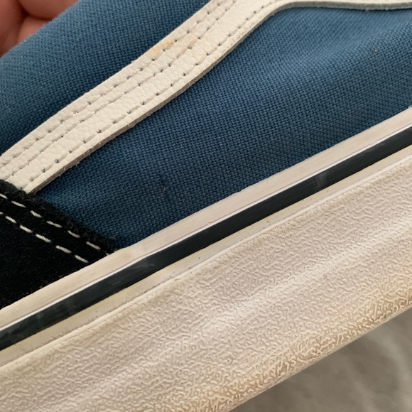 Vans Old Skool Skate Shoe - Picture 4 of 10